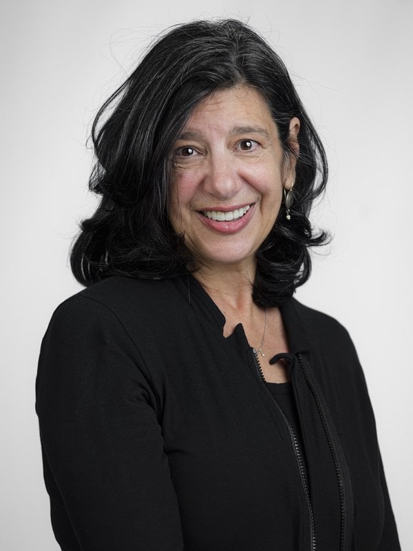 beth.deutsch